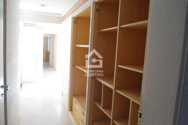 Apartamento à venda com 4 quartos, 225m² - Foto 11