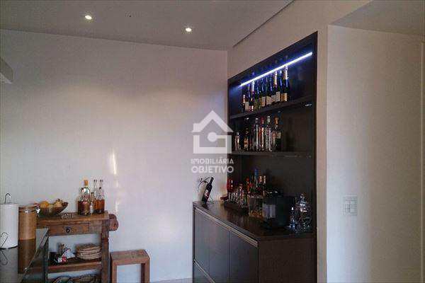 Apartamento à venda com 2 quartos, 63m² - Foto 11