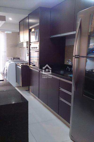 Apartamento à venda com 2 quartos, 63m² - Foto 12