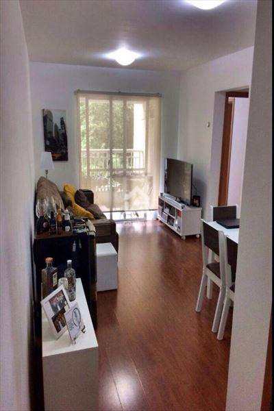 Apartamento à venda com 2 quartos, 60m² - Foto 1