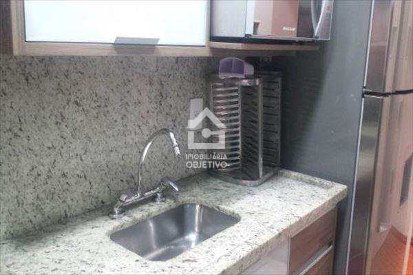 Apartamento à venda com 2 quartos, 55m² - Foto 13