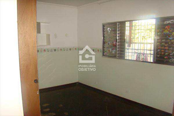 Casa à venda com 3 quartos, 250m² - Foto 11