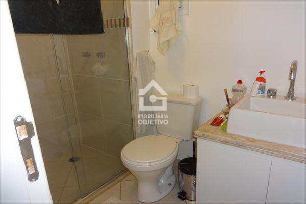 Apartamento à venda com 2 quartos, 68m² - Foto 8