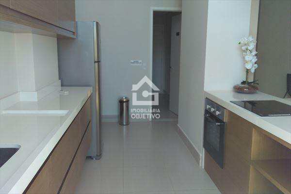 Apartamento à venda com 2 quartos, 64m² - Foto 32