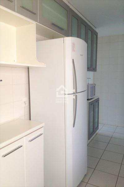 Apartamento para alugar com 4 quartos, 160m² - Foto 13