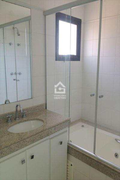 Apartamento para alugar com 4 quartos, 160m² - Foto 21