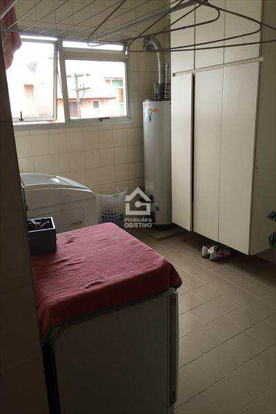 Apartamento à venda com 4 quartos, 155m² - Foto 17