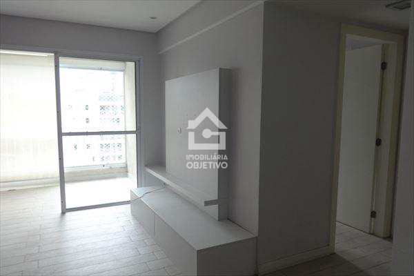 Apartamento à venda com 2 quartos, 63m² - Foto 3