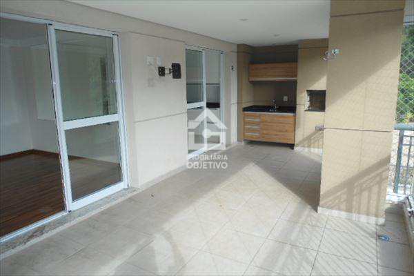 Apartamento à venda com 4 quartos, 195m² - Foto 1