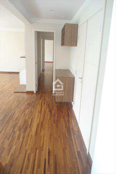 Apartamento à venda com 4 quartos, 195m² - Foto 9