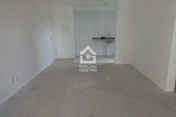 Apartamento à venda com 2 quartos, 65m² - Foto 3