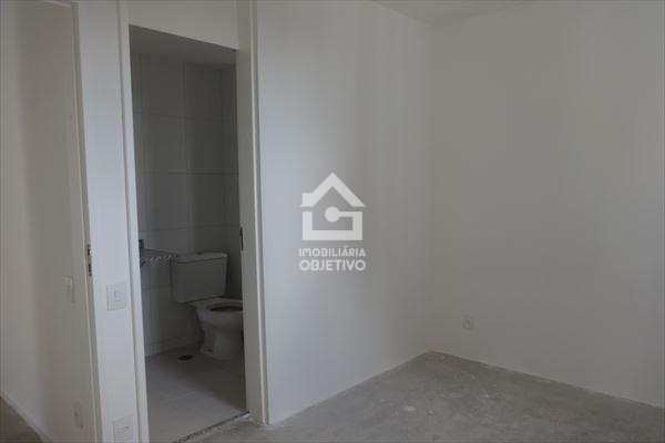 Apartamento à venda com 2 quartos, 65m² - Foto 4