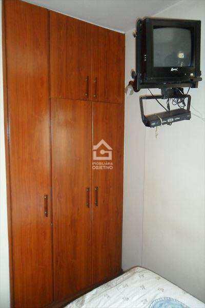 Apartamento à venda com 3 quartos, 75m² - Foto 12