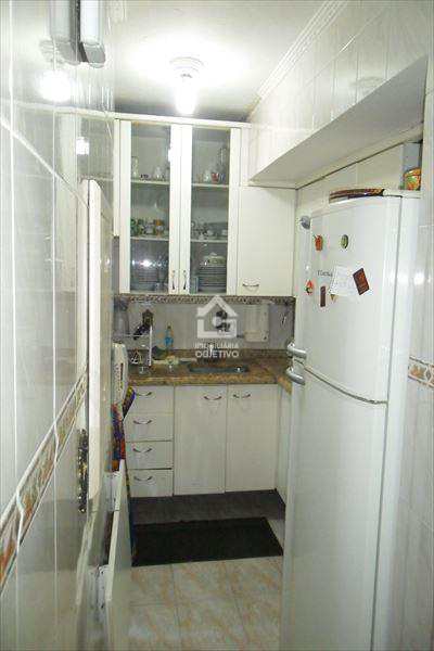 Apartamento à venda com 3 quartos, 75m² - Foto 5