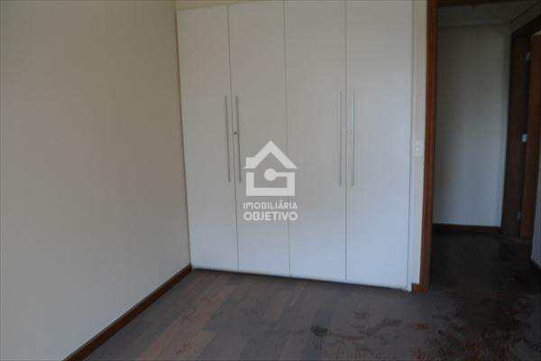 Apartamento à venda com 3 quartos, 180m² - Foto 9