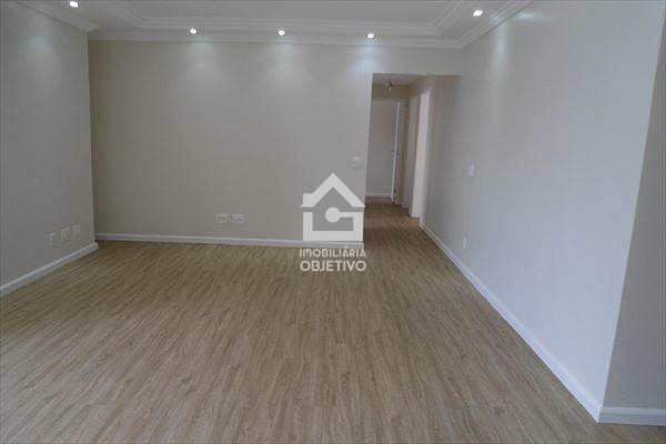 Apartamento à venda com 3 quartos, 106m² - Foto 2