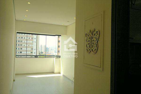 Apartamento à venda com 3 quartos, 88m² - Foto 2