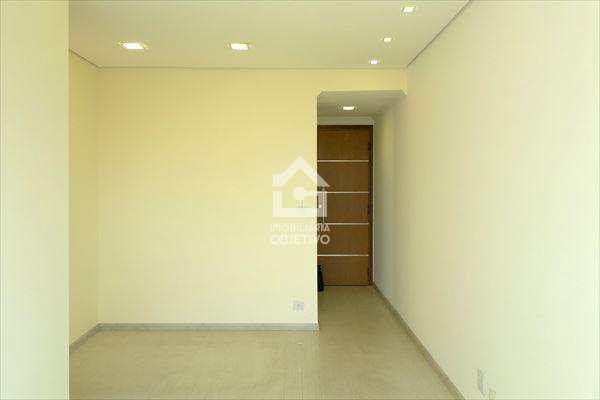 Apartamento à venda com 3 quartos, 88m² - Foto 3