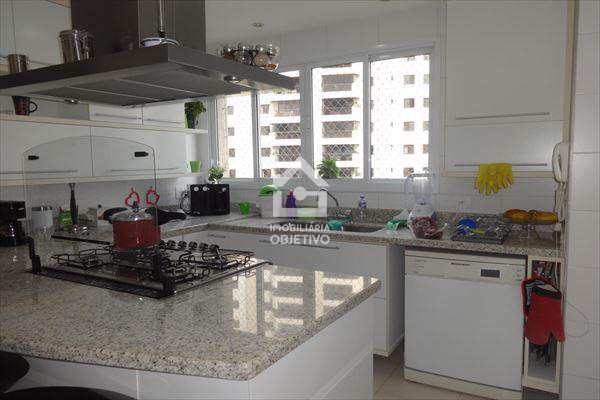 Apartamento à venda com 4 quartos, 236m² - Foto 8