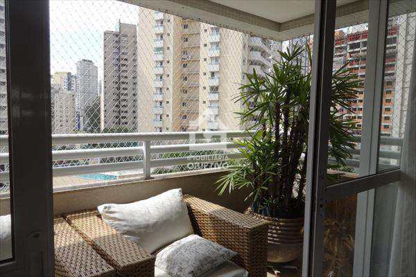 Apartamento à venda com 4 quartos, 236m² - Foto 3