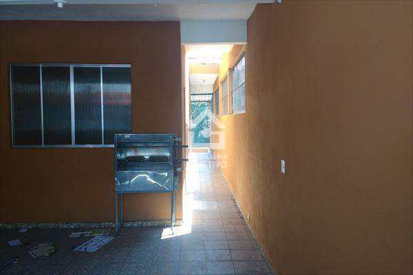 Sobrado com 3 dorms, Jardim Três Marias, Taboão da Serra - R$ 450 mil, Cod: 2010