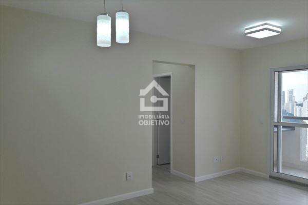 Apartamento à venda com 2 quartos, 47m² - Foto 6