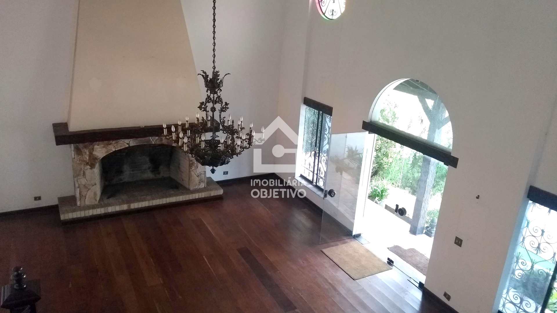 Casa à venda e aluguel com 4 quartos, 650m² - Foto 9