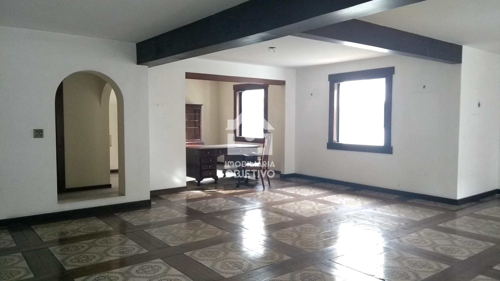 Casa à venda e aluguel com 4 quartos, 650m² - Foto 13