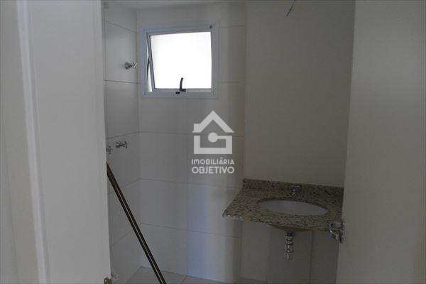 Apartamento à venda com 2 quartos, 68m² - Foto 4