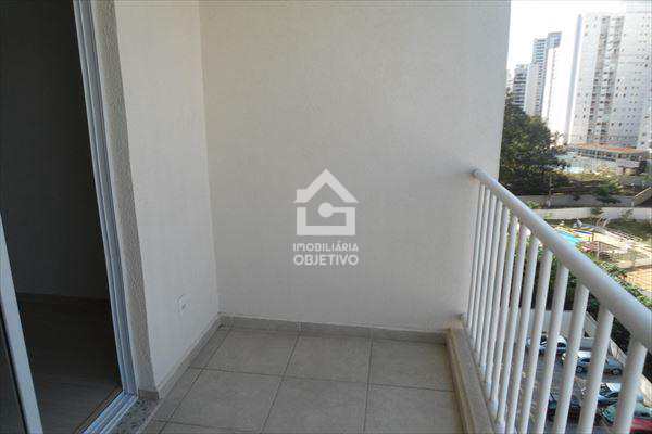 Apartamento à venda com 2 quartos, 68m² - Foto 3