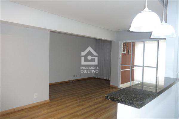 Apartamento à venda com 3 quartos, 74m² - Foto 3