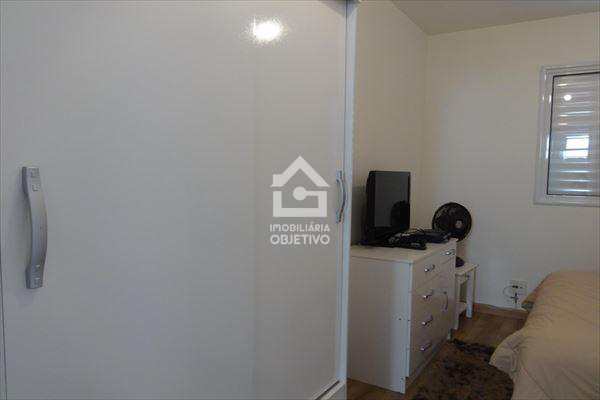 Apartamento à venda com 2 quartos, 64m² - Foto 9