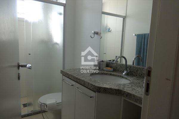 Apartamento à venda com 2 quartos, 64m² - Foto 11