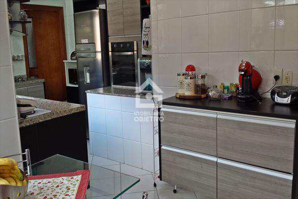 Sobrado à venda com 4 quartos, 240m² - Foto 7