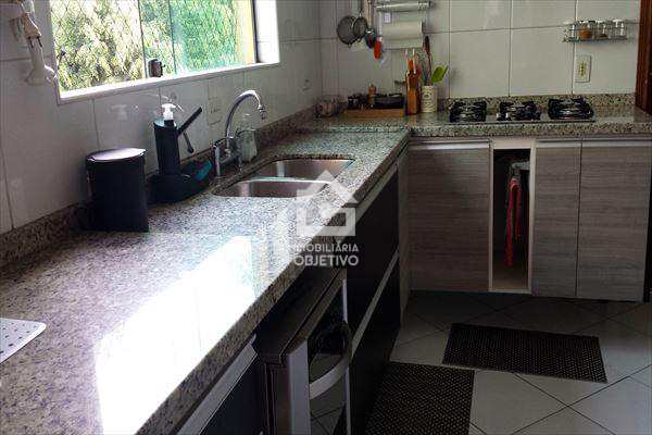 Sobrado à venda com 4 quartos, 240m² - Foto 8