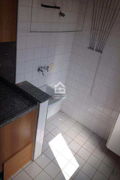 Apartamento à venda com 2 quartos, 56m² - Foto 11