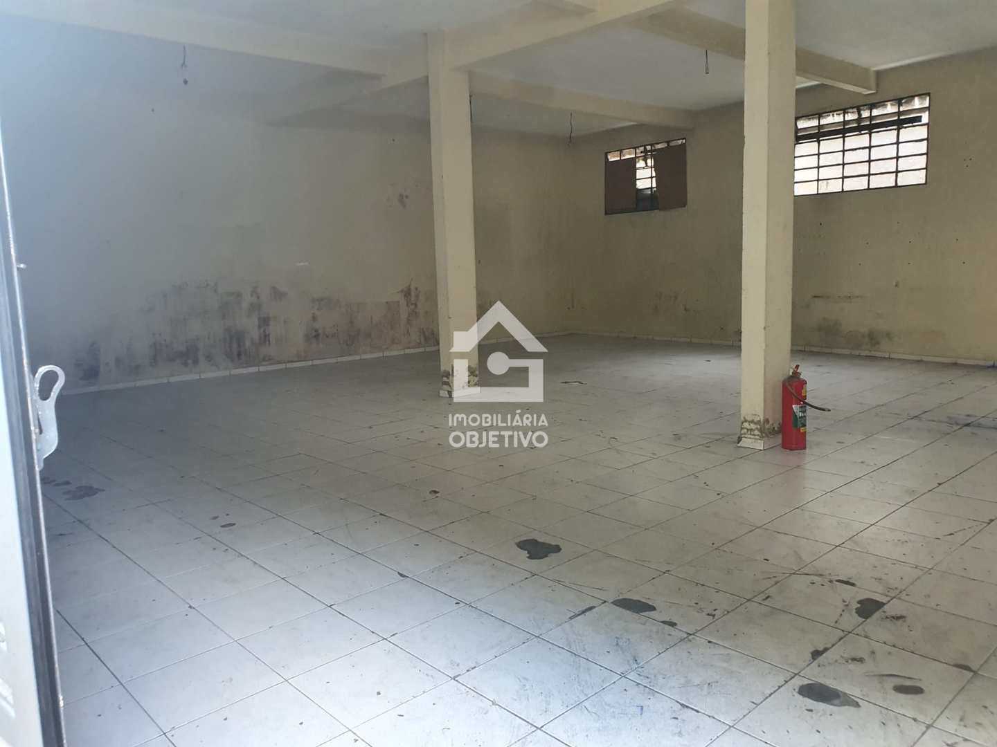 Depósito-Galpão-Armazém à venda, 440m² - Foto 1