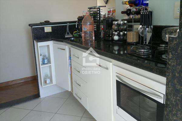 Apartamento à venda com 2 quartos, 64m² - Foto 9