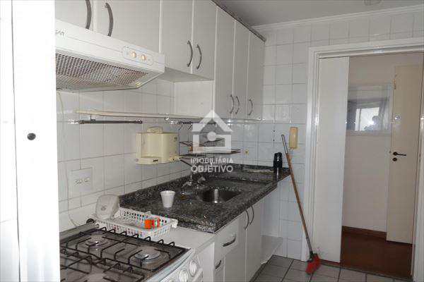 Apartamento à venda com 2 quartos, 63m² - Foto 12