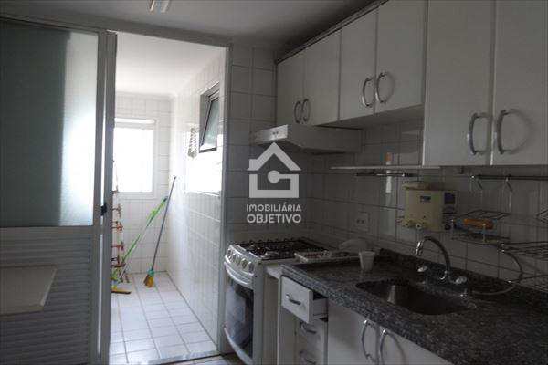 Apartamento à venda com 2 quartos, 63m² - Foto 1