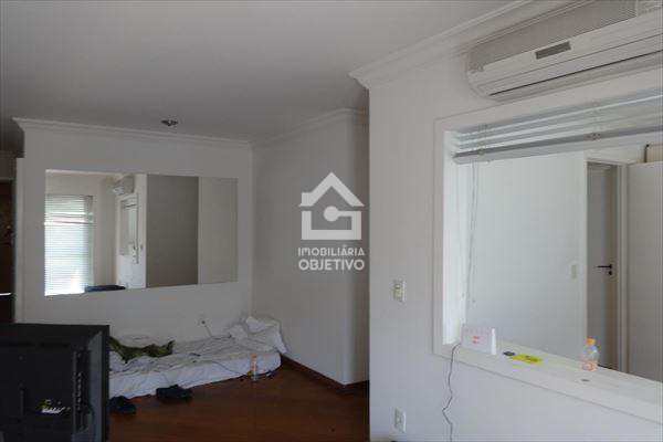 Apartamento à venda com 2 quartos, 63m² - Foto 3