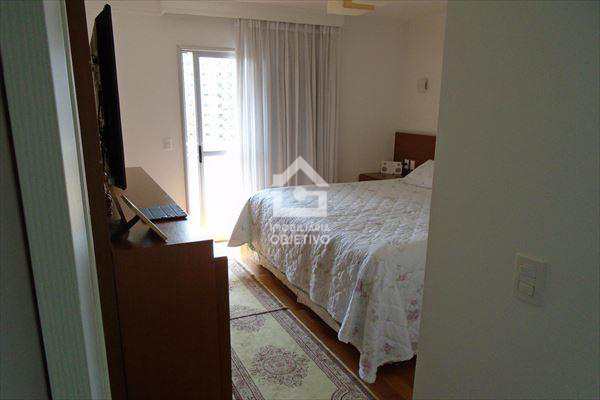 Apartamento à venda com 4 quartos, 170m² - Foto 4