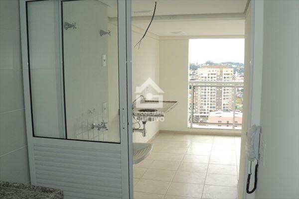 Apartamento à venda com 3 quartos, 80m² - Foto 1