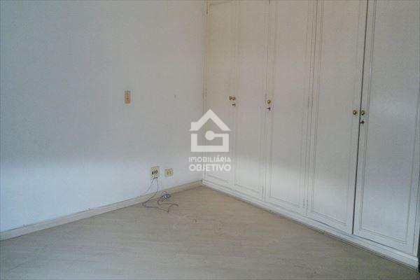 Apartamento à venda com 3 quartos, 121m² - Foto 11