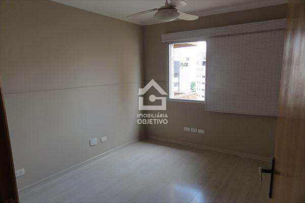 Apartamento para alugar com 3 quartos, 100m² - Foto 16