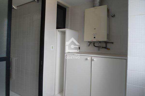 Apartamento à venda com 2 quartos, 70m² - Foto 10