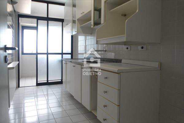 Apartamento à venda com 2 quartos, 70m² - Foto 5