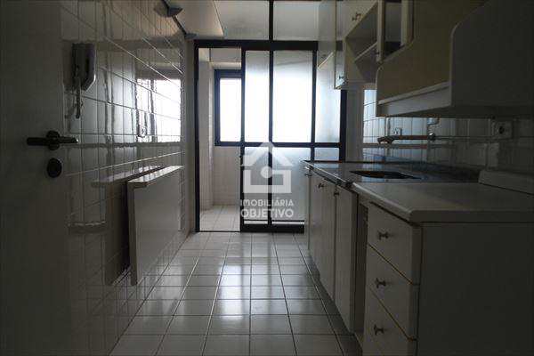 Apartamento à venda com 2 quartos, 70m² - Foto 6