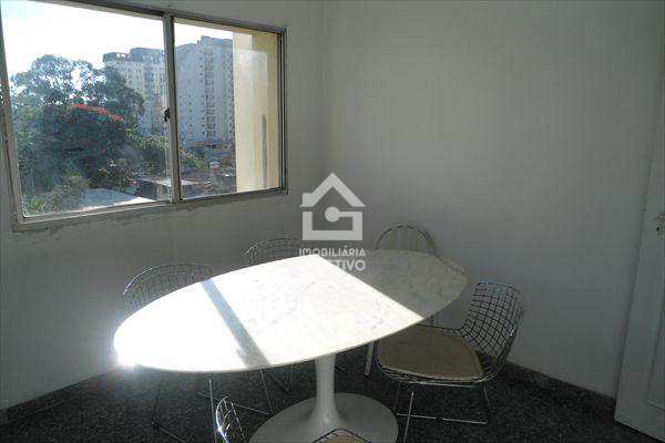 Apartamento à venda com 4 quartos, 170m² - Foto 4