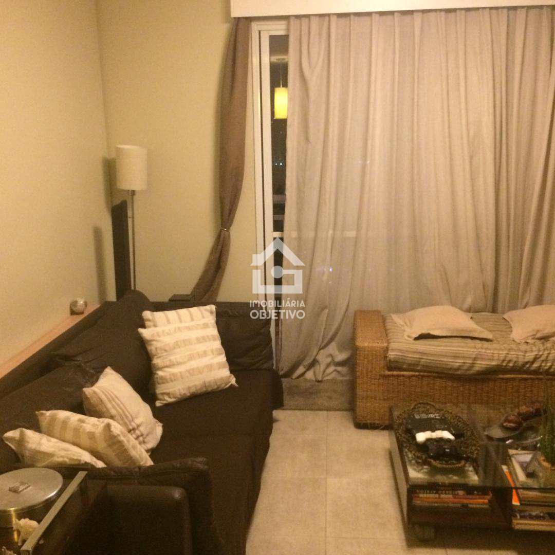 Apartamento à venda com 3 quartos, 94m² - Foto 3